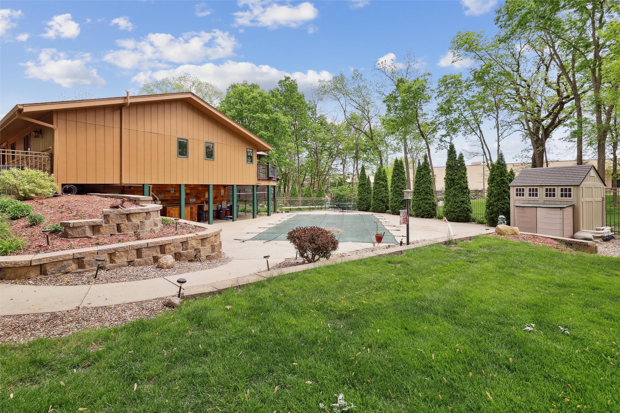 5310 NW Burr Oak Drive, Johnston, Iowa image 30