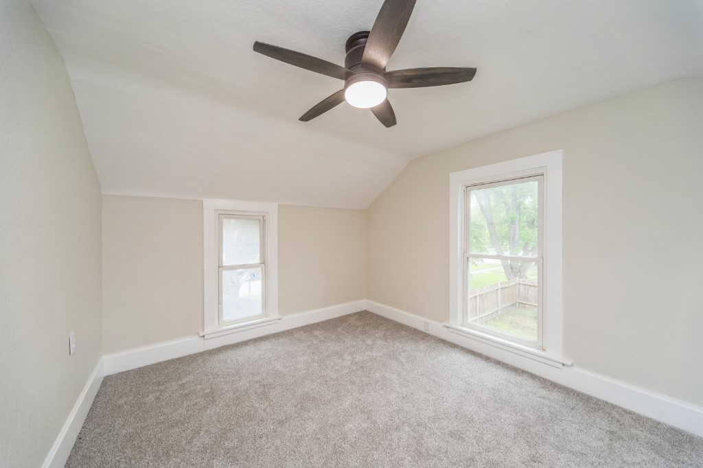 212 Nile Kinnick Drive, Adel, Iowa image 18