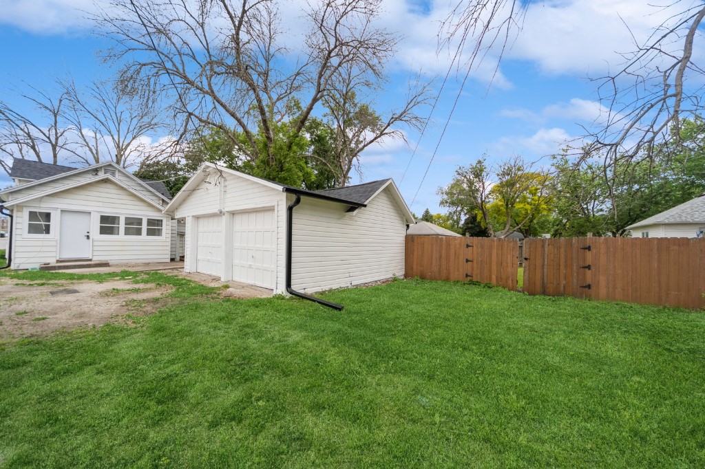 212 Nile Kinnick Drive, Adel, Iowa image 26