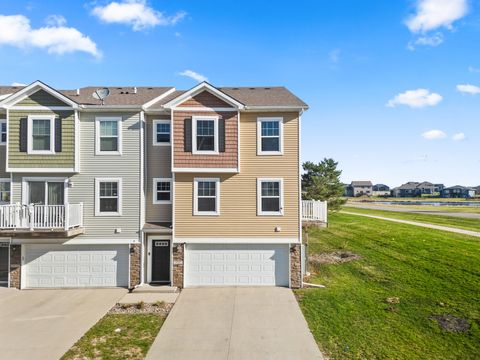 Condo For Sale - 4853 NE Mcdougal Lane<br/> Ankeny, IA 50021