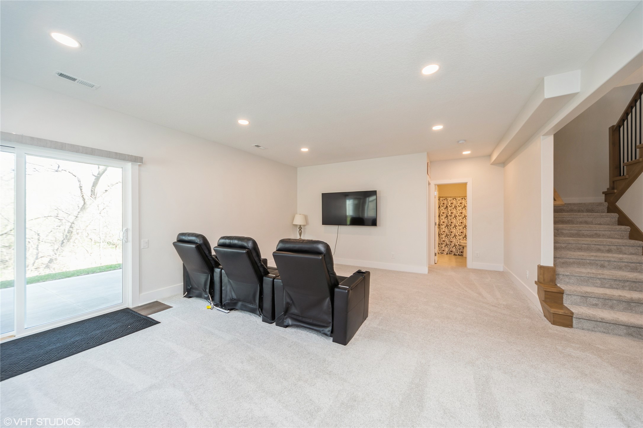 9131 Greenway Drive, West Des Moines, Iowa image 26