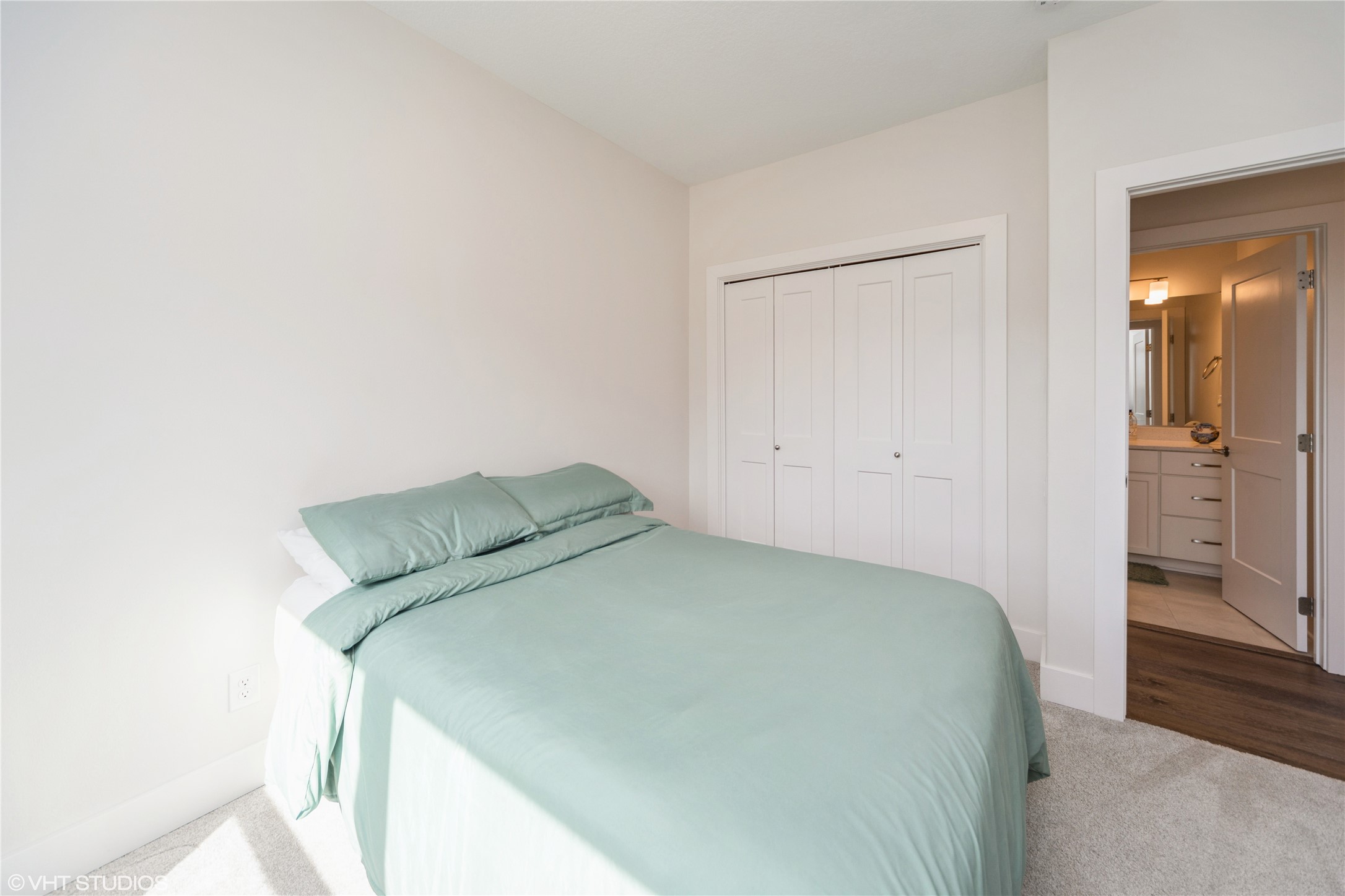 9131 Greenway Drive, West Des Moines, Iowa image 21