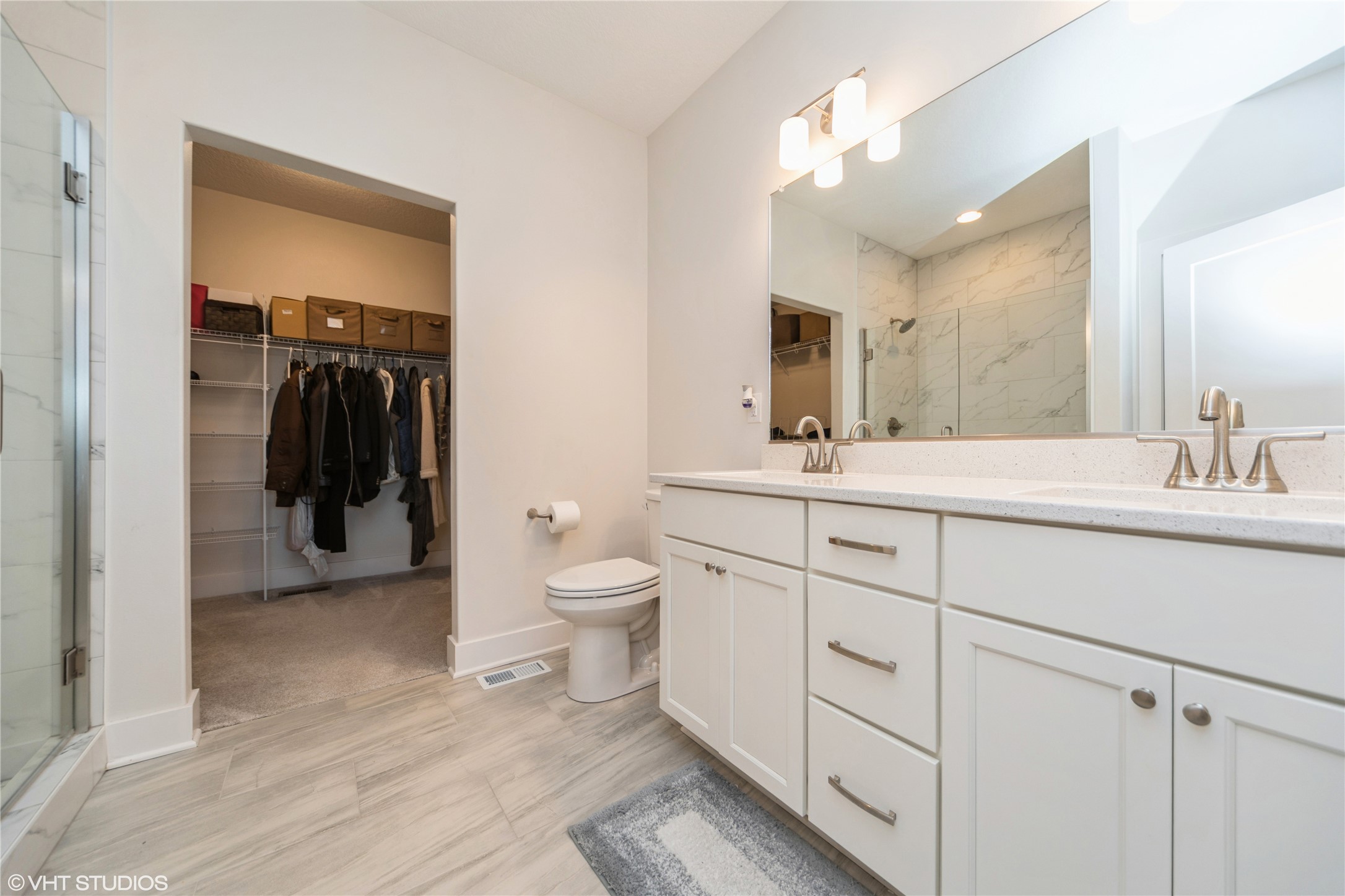 9131 Greenway Drive, West Des Moines, Iowa image 18