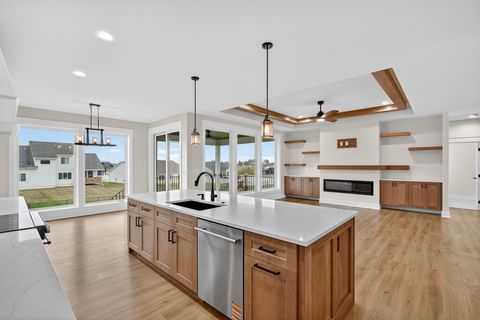 2605 Blooming Heights Drive Norwalk IA 50211