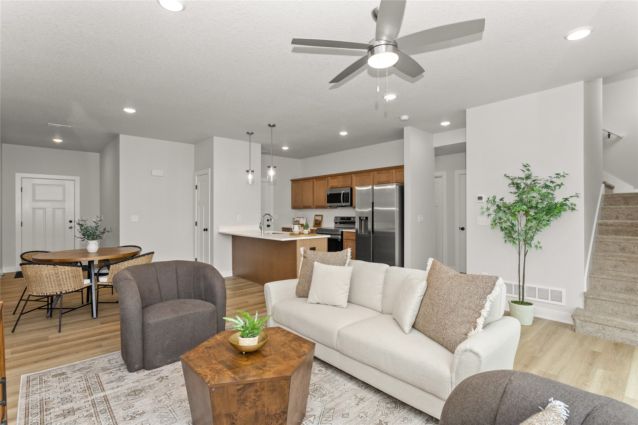 806 Campusside Place, Norwalk, Iowa image 3