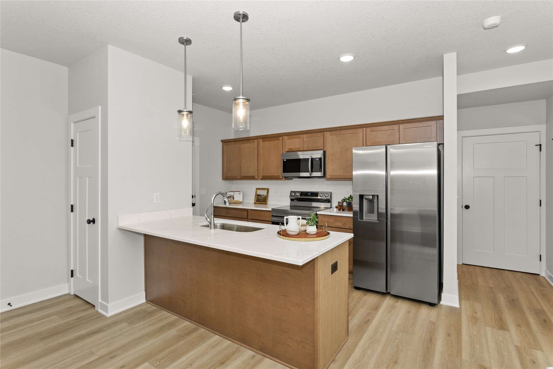 806 Campusside Place, Norwalk, Iowa image 6
