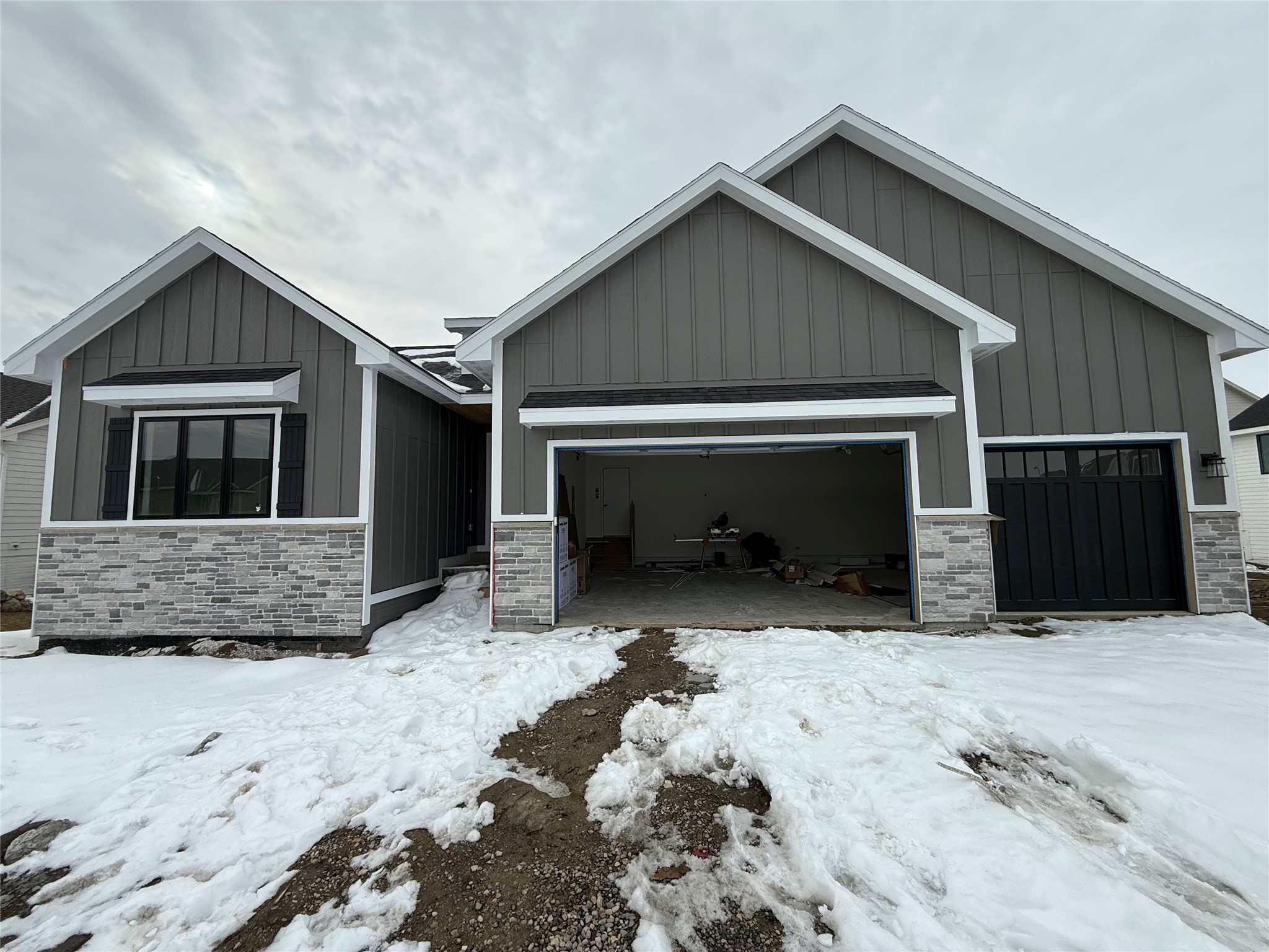 1370 NW Brooks Drive