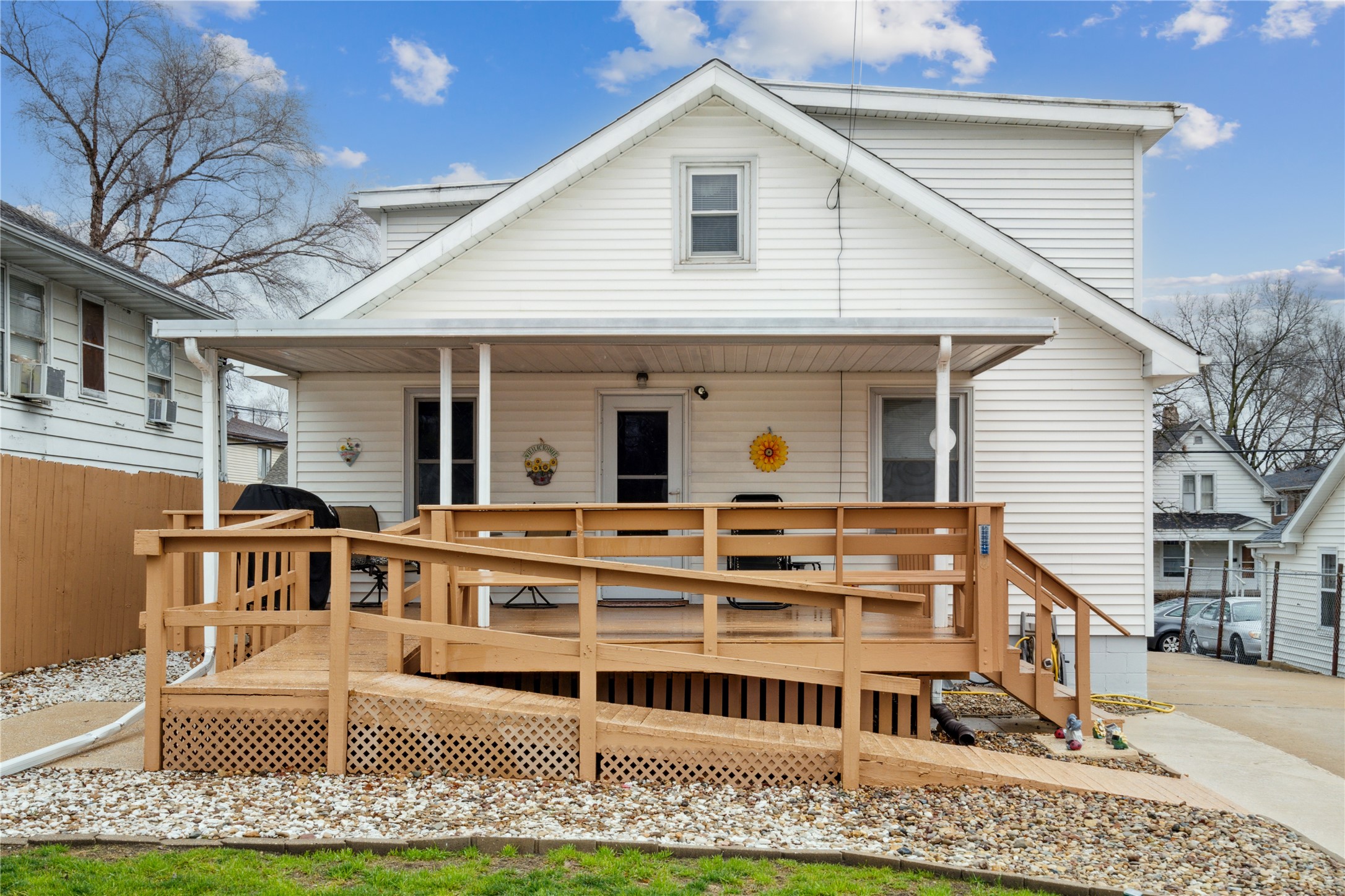 309 29th Street Drive, Cedar Rapids, Iowa image 3