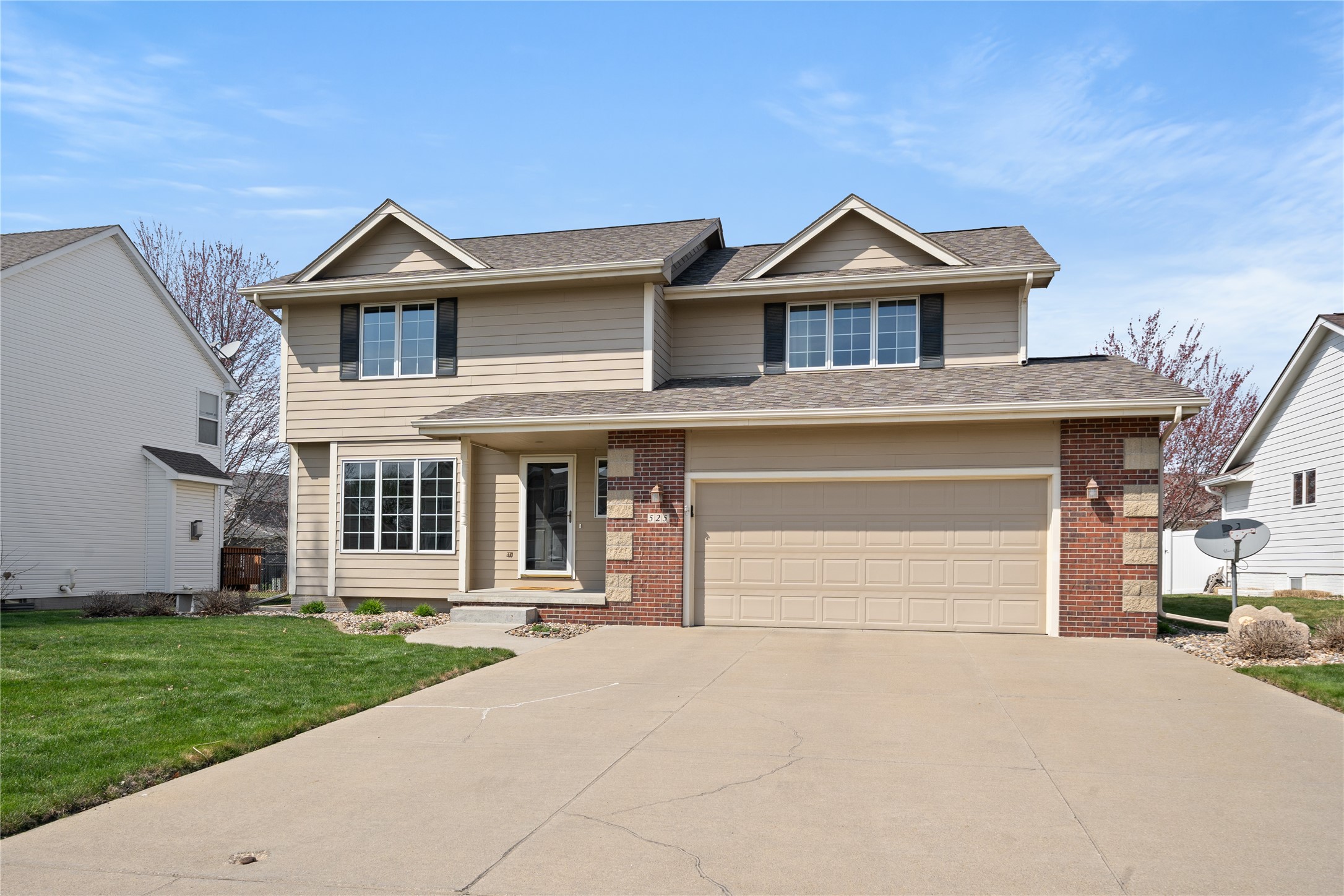 525 SE Prairie Park Lane, Waukee, Iowa image 2