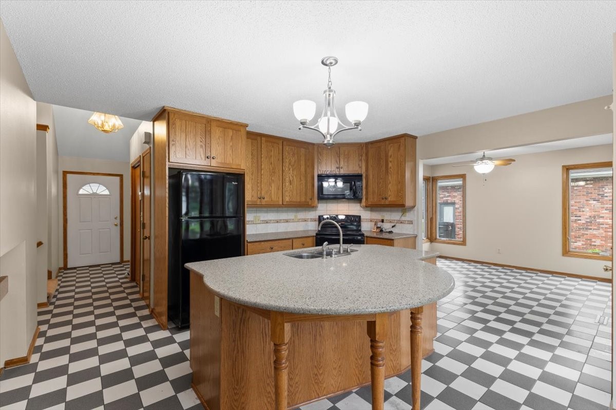 818 SE Rio Circle, Ankeny, Iowa image 9