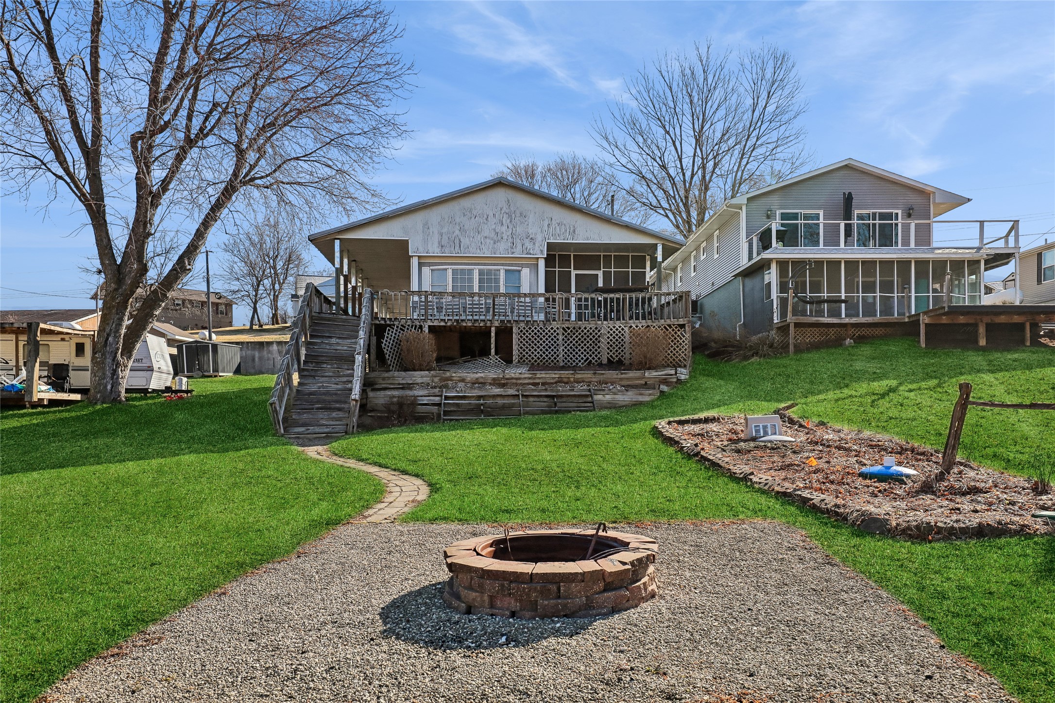 Photo 1 of 24 — 204 Eastside Lane, Montezuma, IA 50171