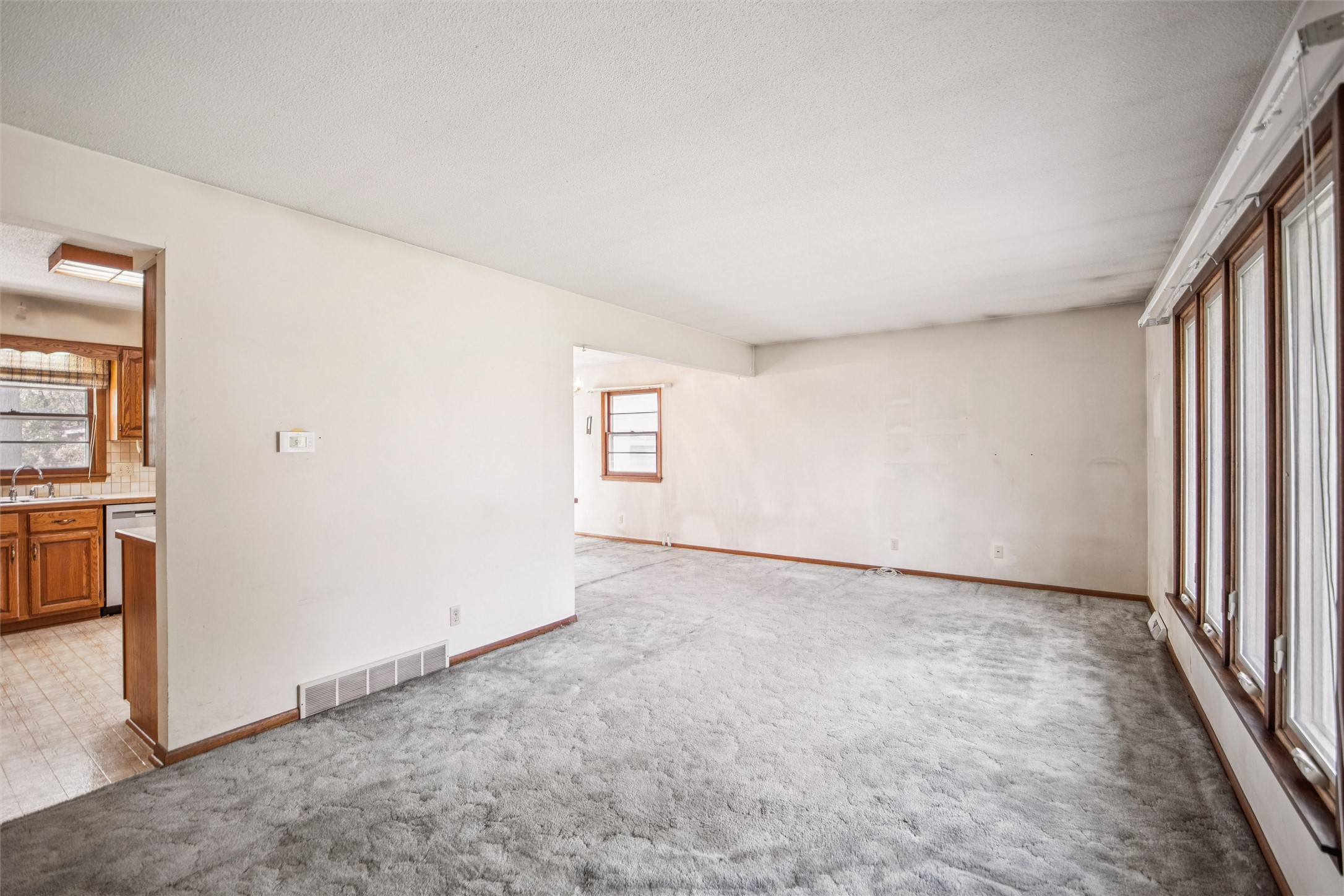 822 SE Cortina Drive