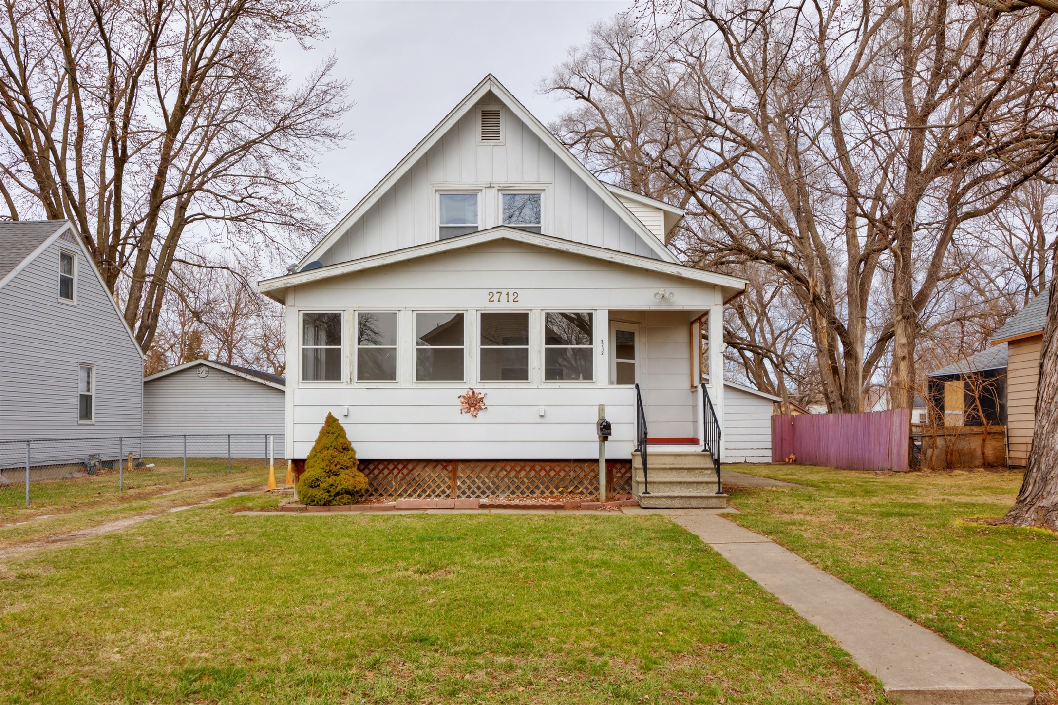 2712 E Walnut Street, Des Moines, Iowa image 2