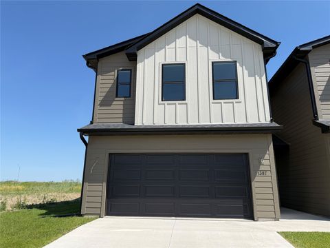 Condo For Sale - 1387 Meadow Rose Place<br/> Waukee, IA 50263