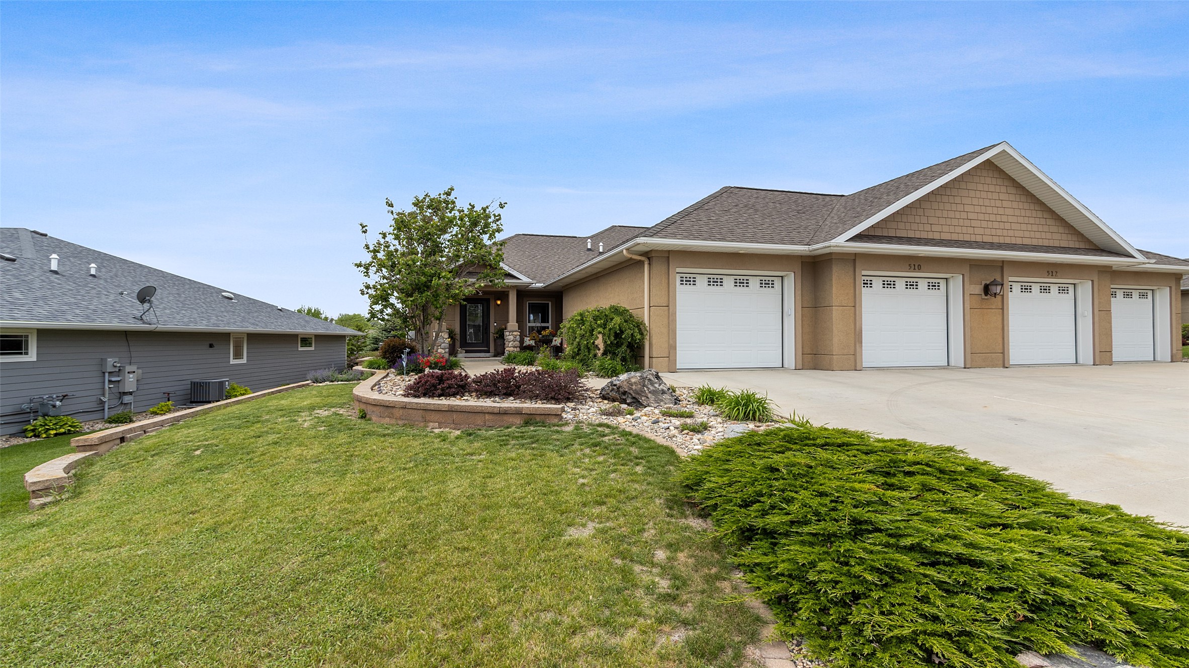510 Lexington Drive, Clear Lake, Iowa image 2