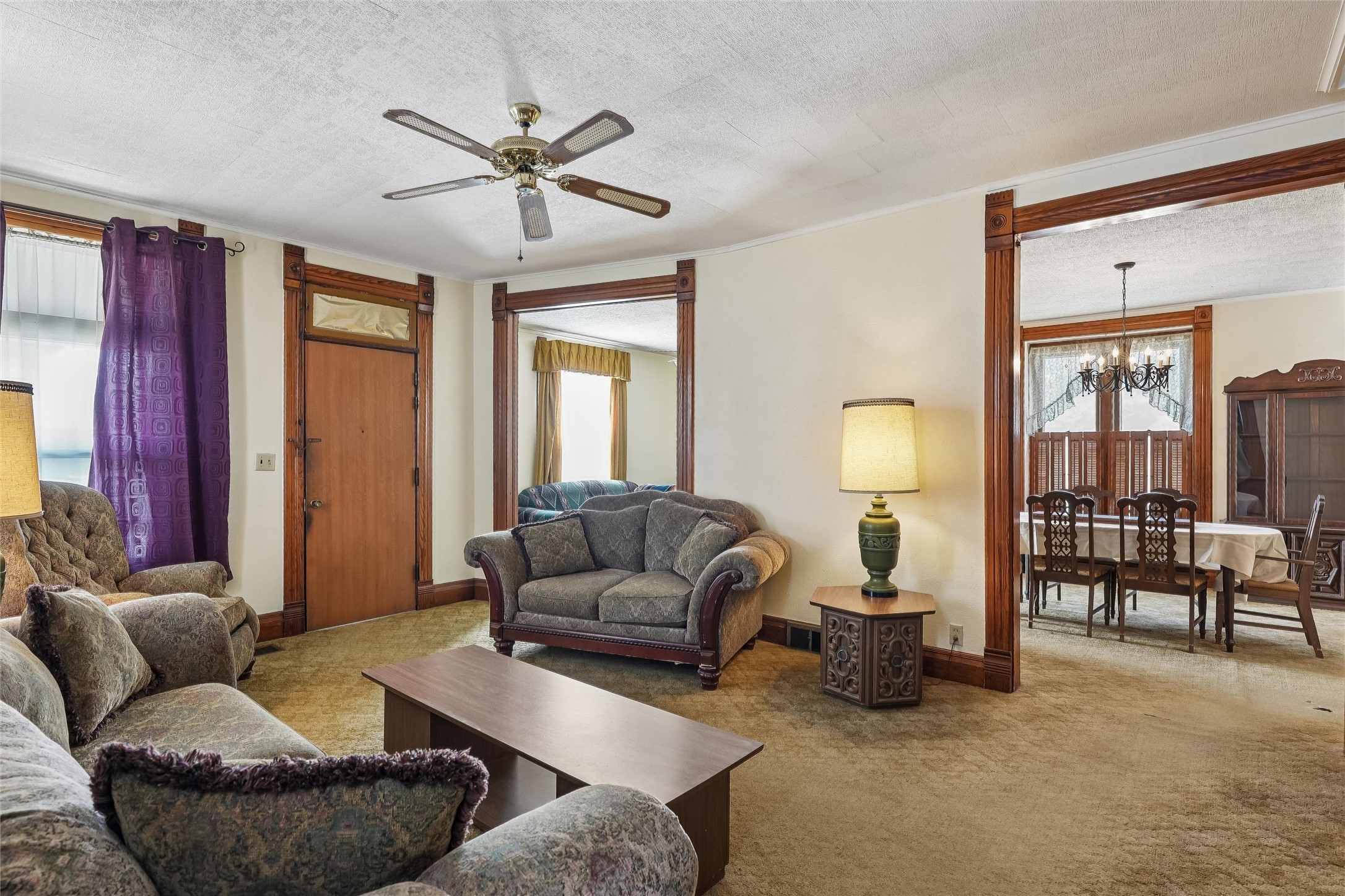 509 E Robinson Street