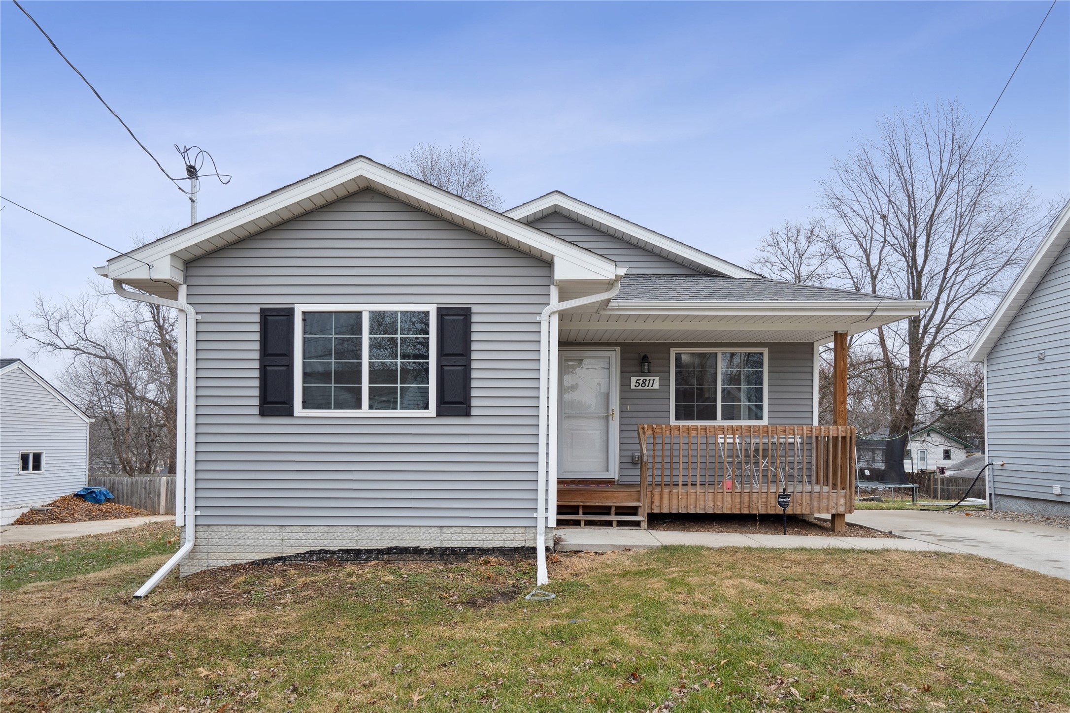 5811 SW 2nd Street, Des Moines, Iowa image 1