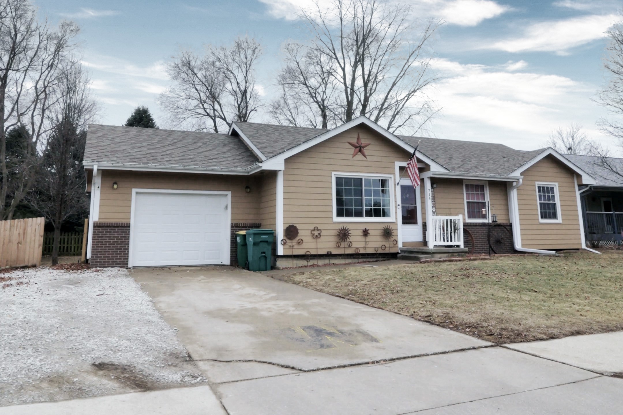 714 W Mills Street, Winterset, Iowa image 1