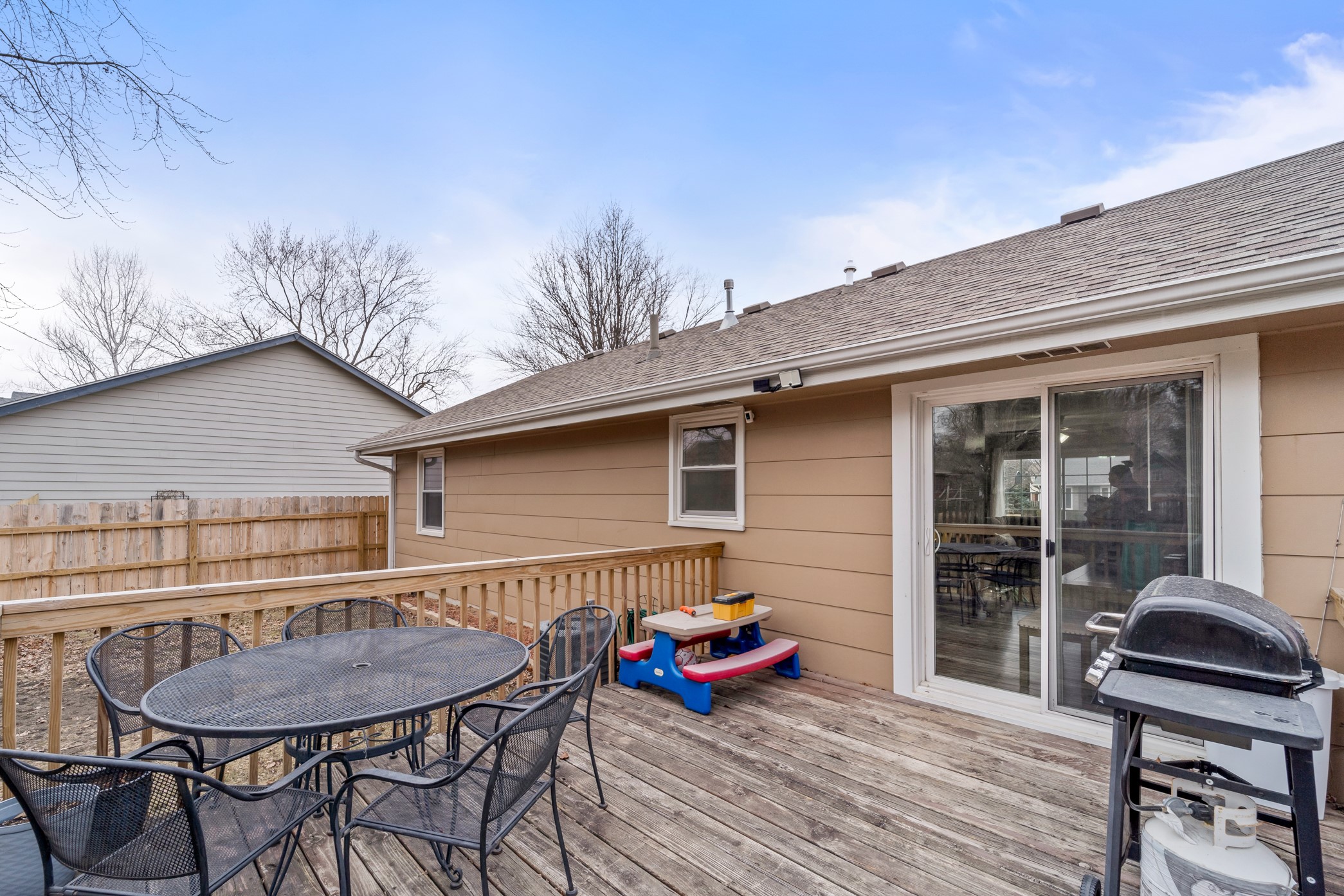 714 W Mills Street, Winterset, Iowa image 22