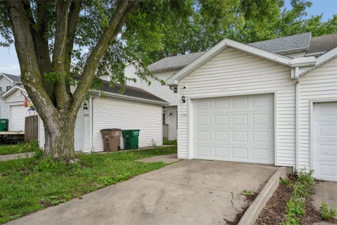 Condo For Sale - 1725 North Avenue<br/> Warren County, Norwalk, IA 50211