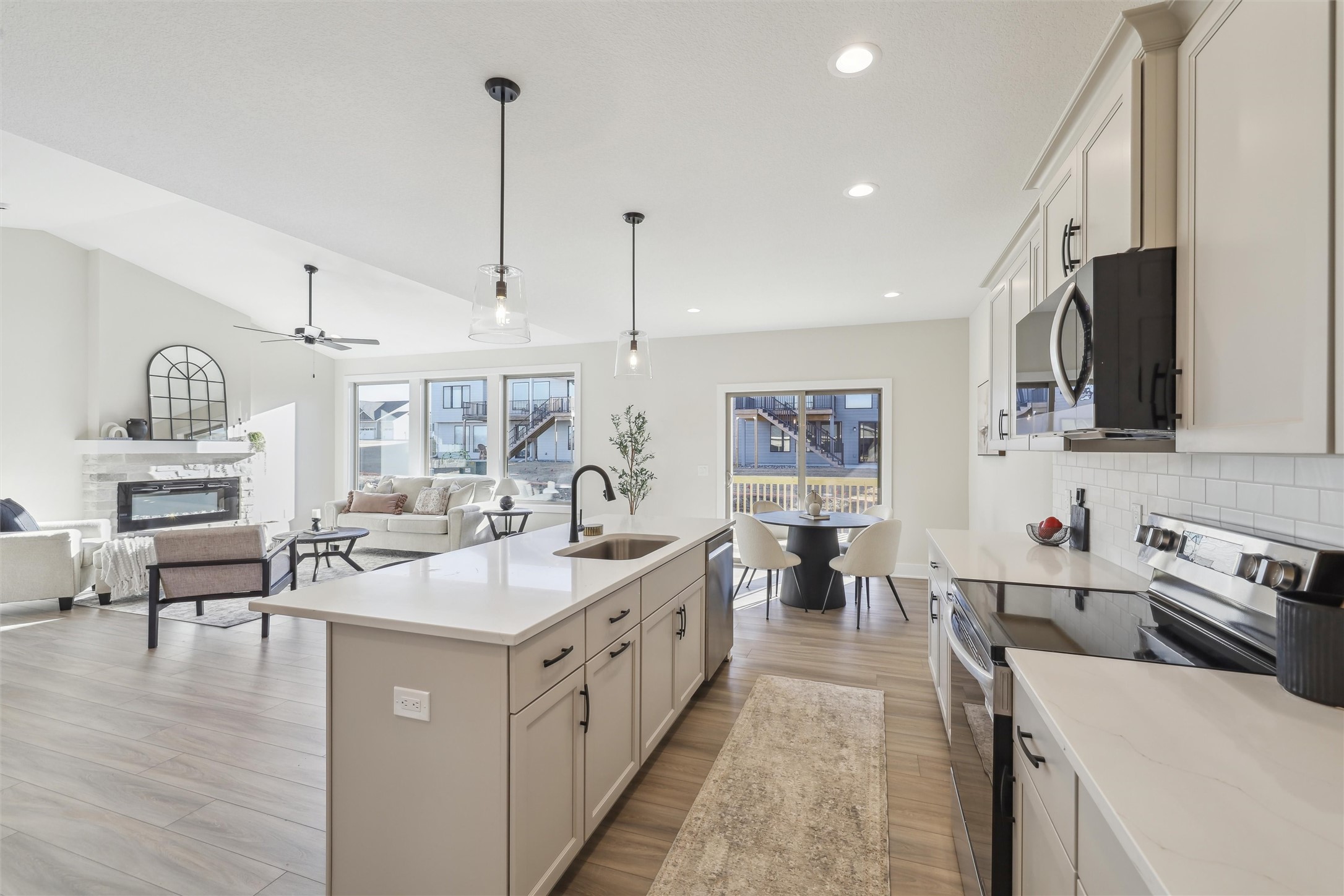1216 S 92nd Street, West Des Moines, Iowa image 6