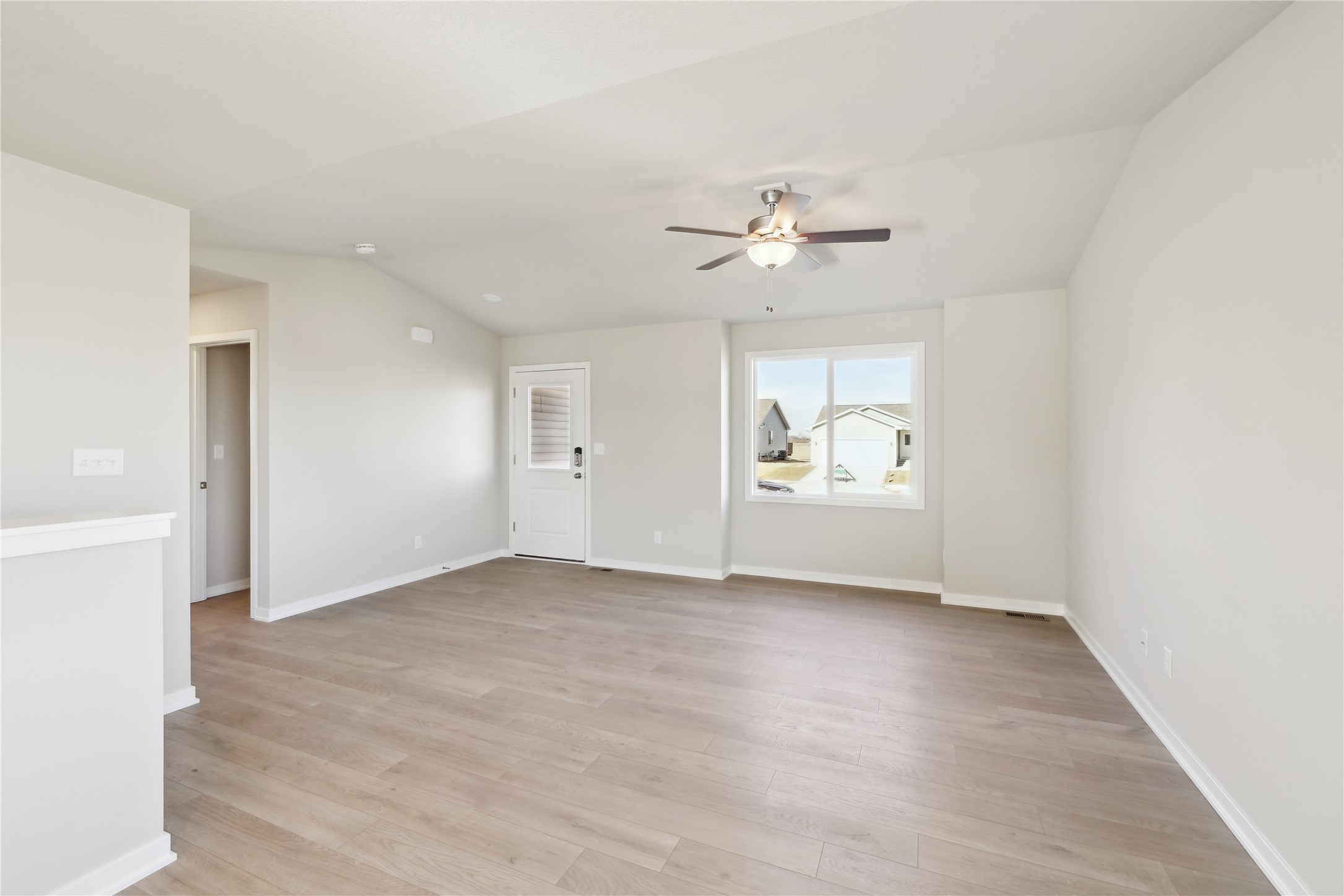 319 NE Driftwood Street, Elkhart, Iowa image 10