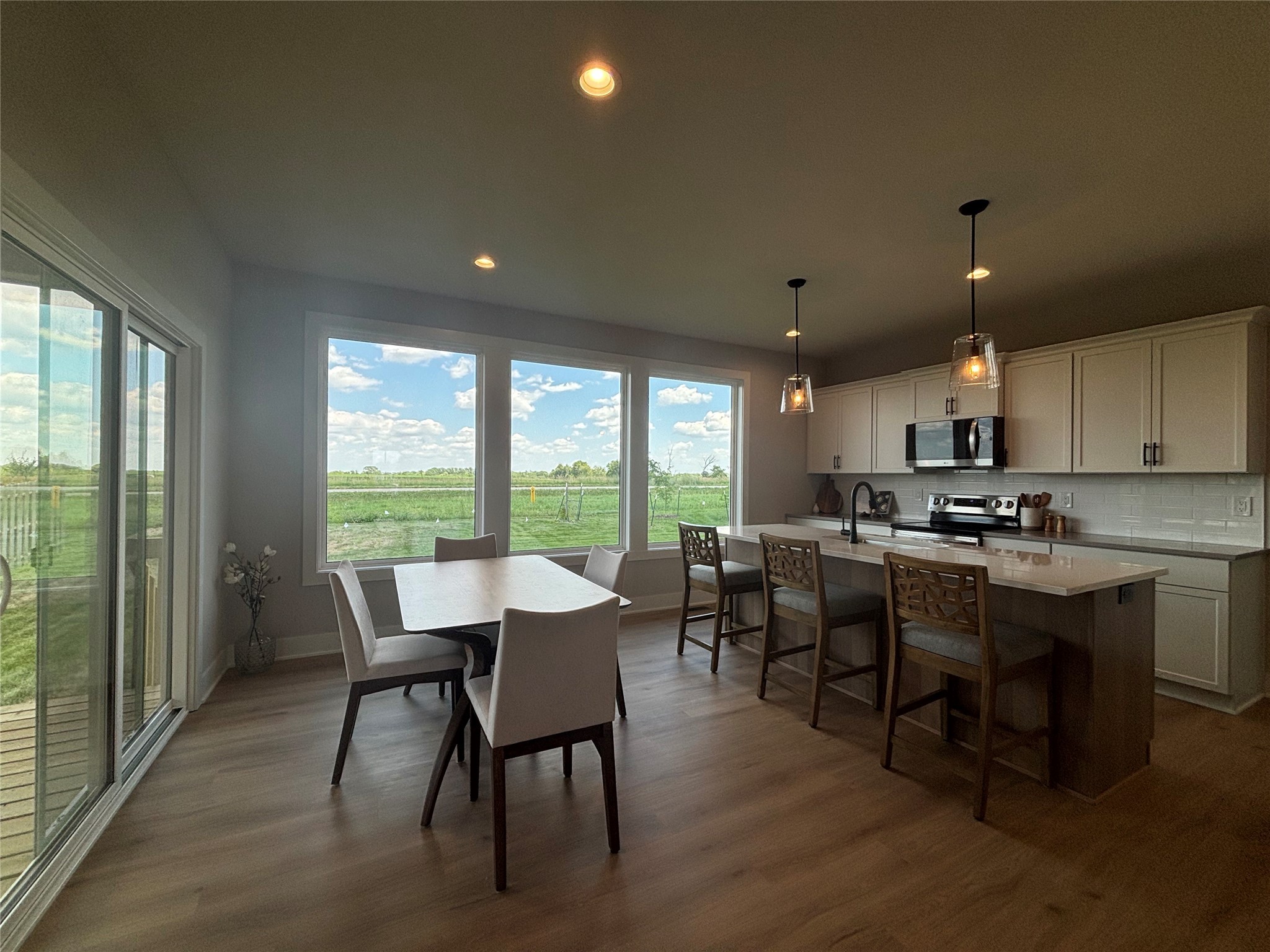 1910 Silver Maple Drive