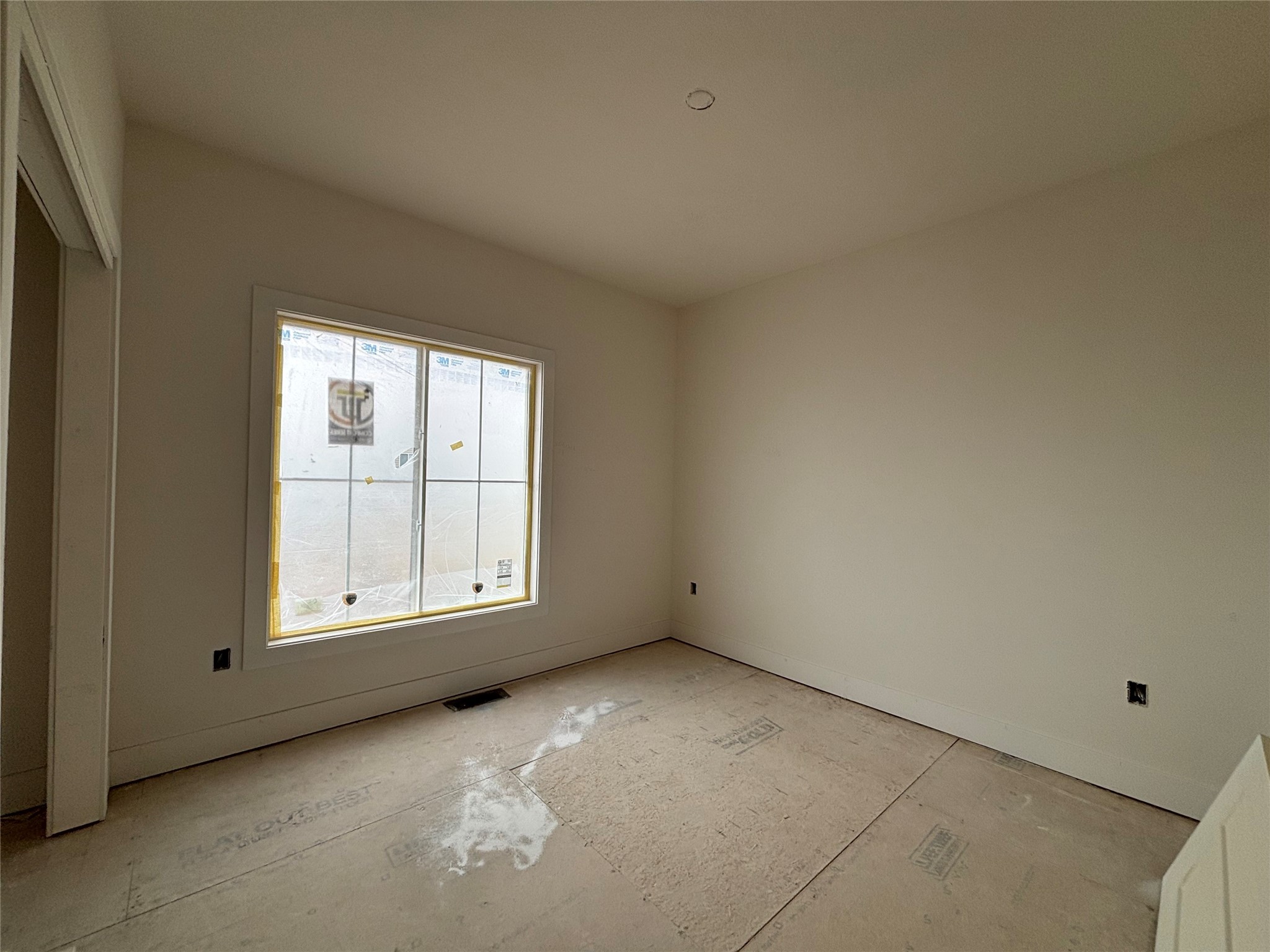 1910 Silver Maple Drive, Norwalk, Iowa image 6