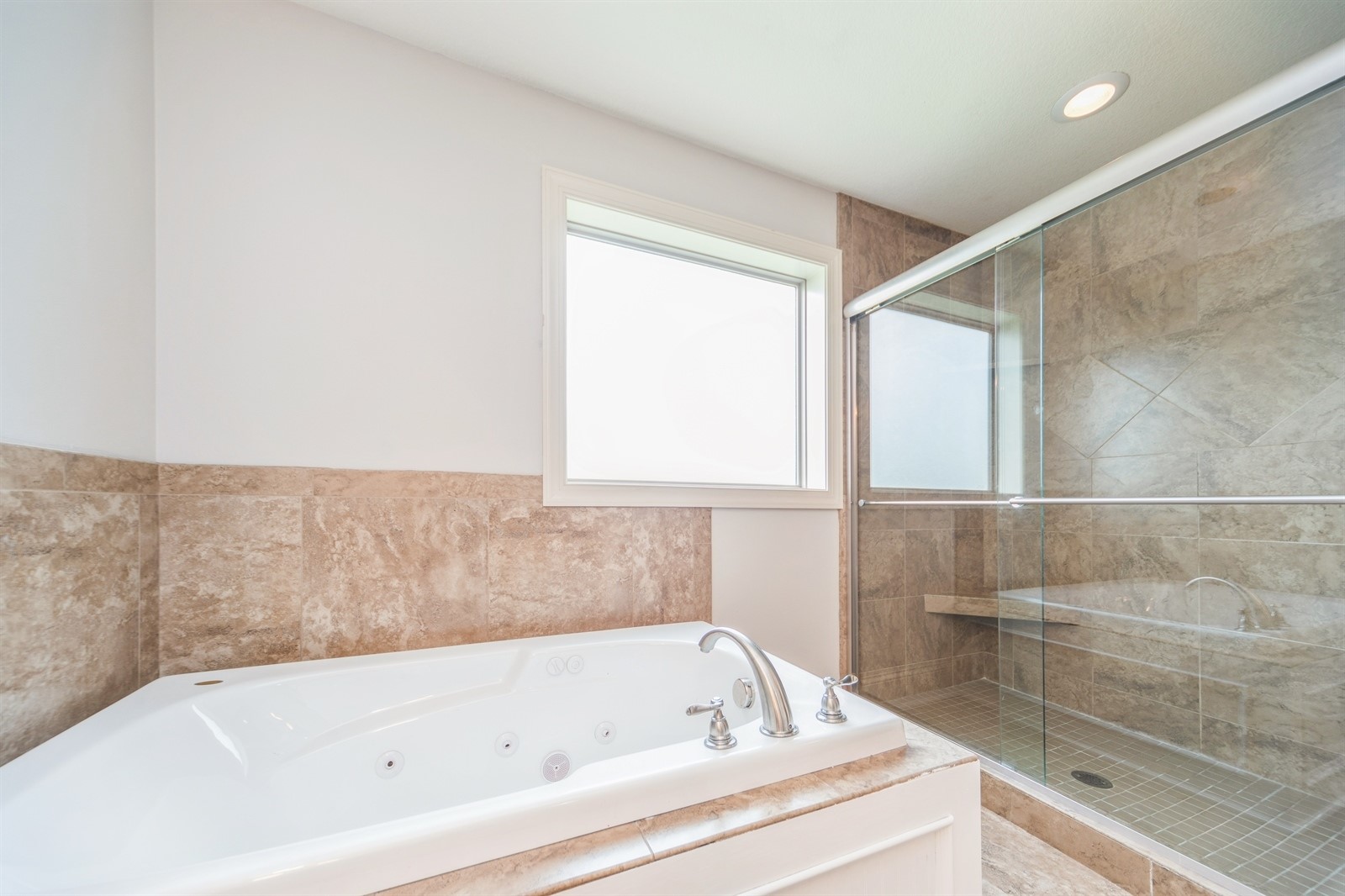 1454 S Sugar Creek Court, West Des Moines, Iowa image 21