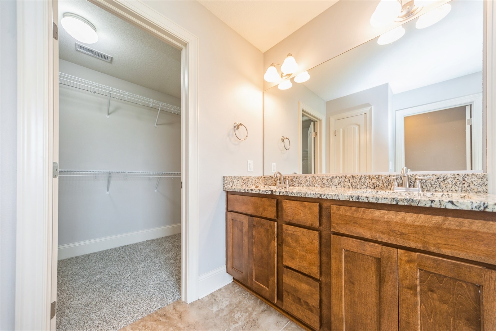 1454 S Sugar Creek Court, West Des Moines, Iowa image 20