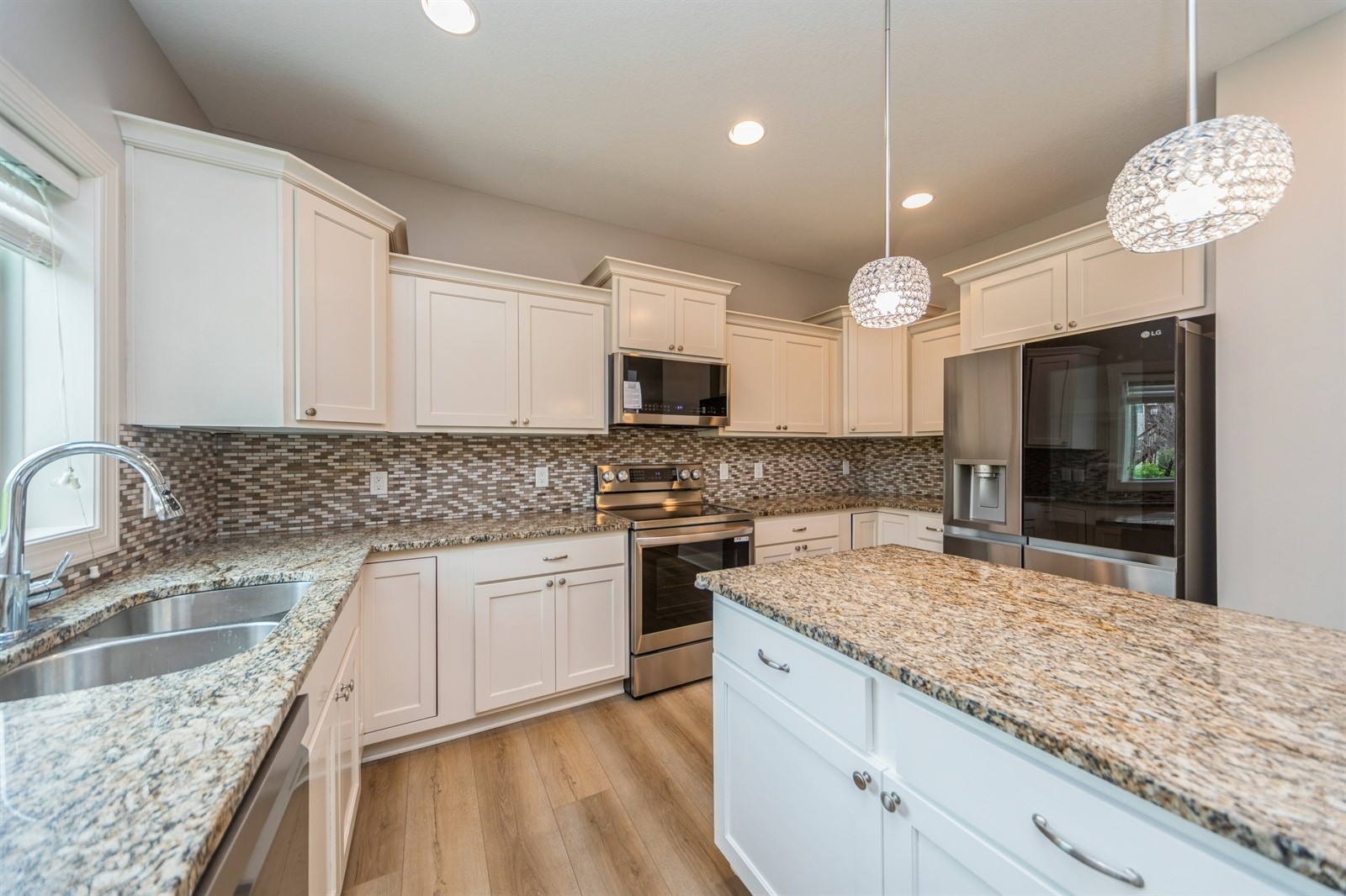 1454 S Sugar Creek Court, West Des Moines, Iowa image 12