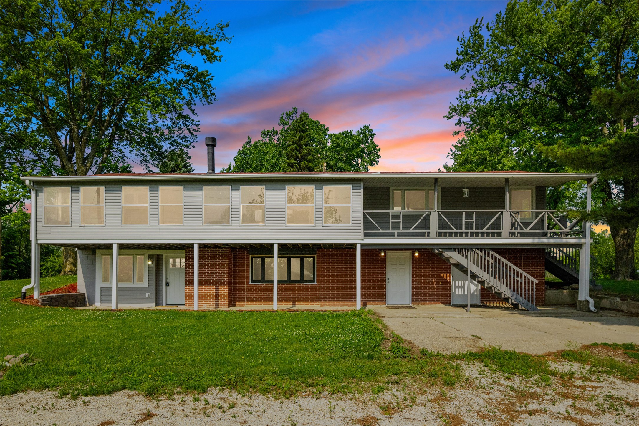 8423 Meadow Wood Drive, Dexter, Iowa image 1
