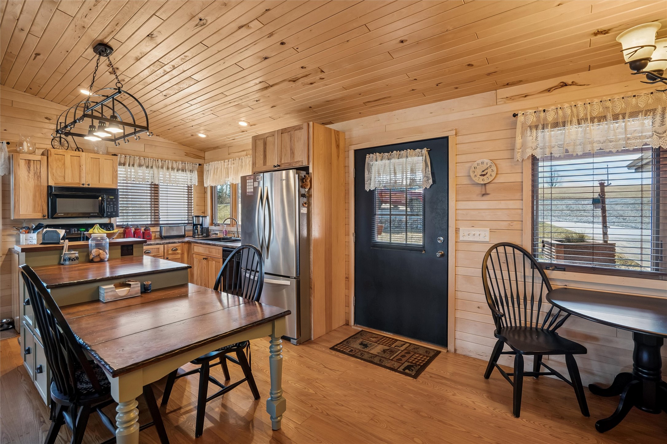 1258 Green Acres Drive