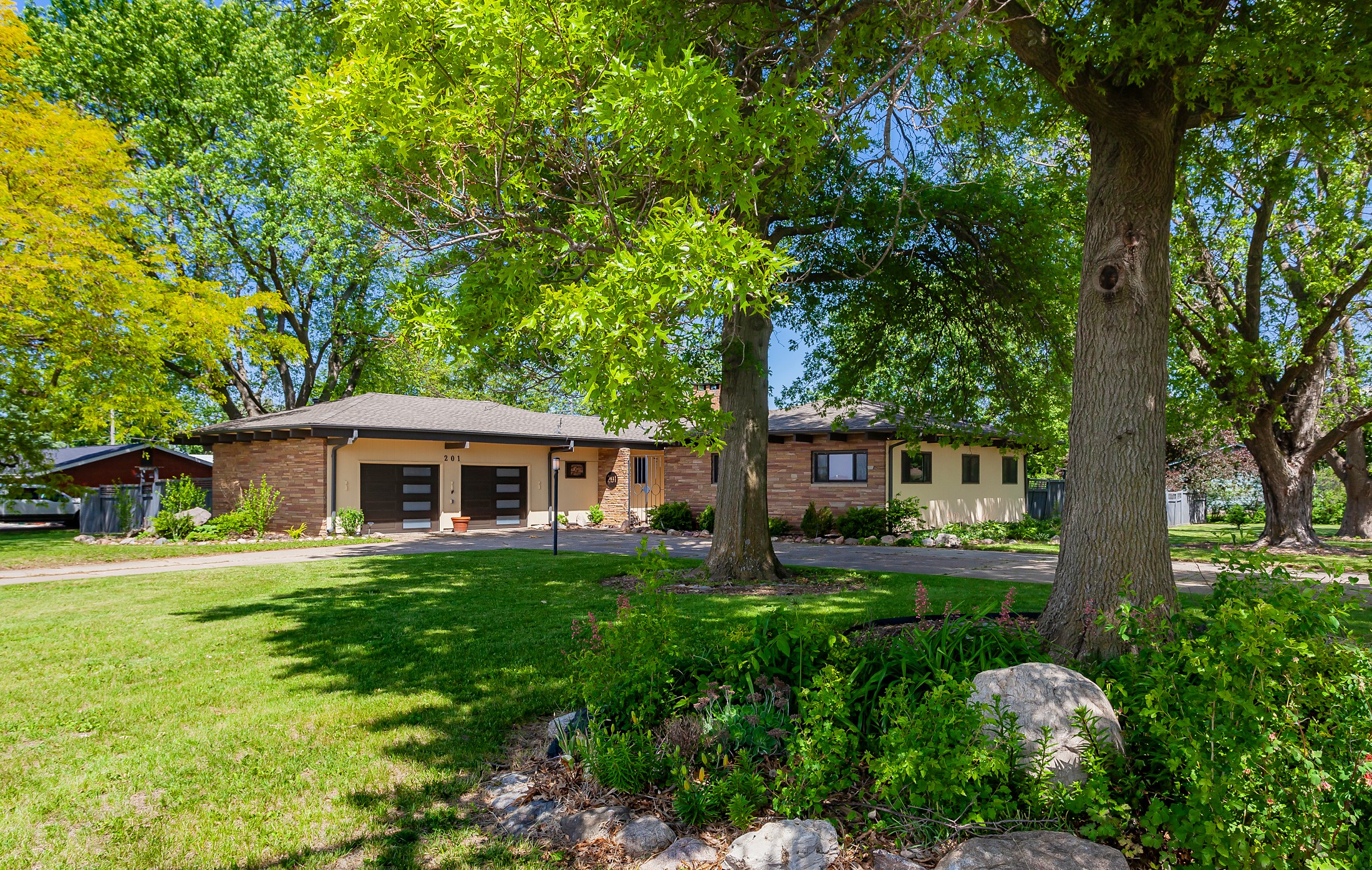 201 Jet Street, Mitchellville, Iowa image 3