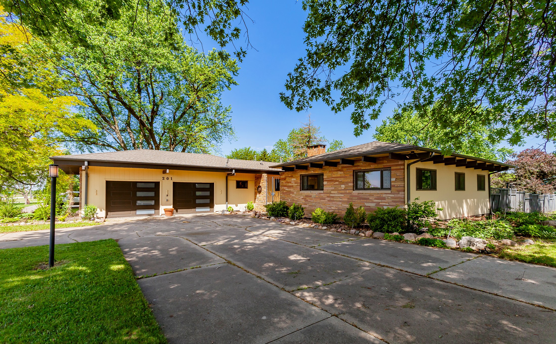 201 Jet Street, Mitchellville, Iowa image 1