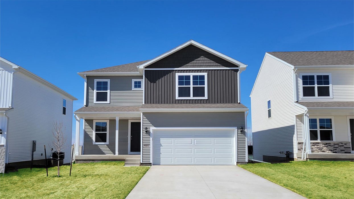 2407 Chan Drive, Adel, Iowa image 1