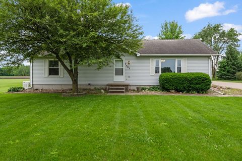 Single Family Residence in Bondurant IA 7487 108th Place.jpg