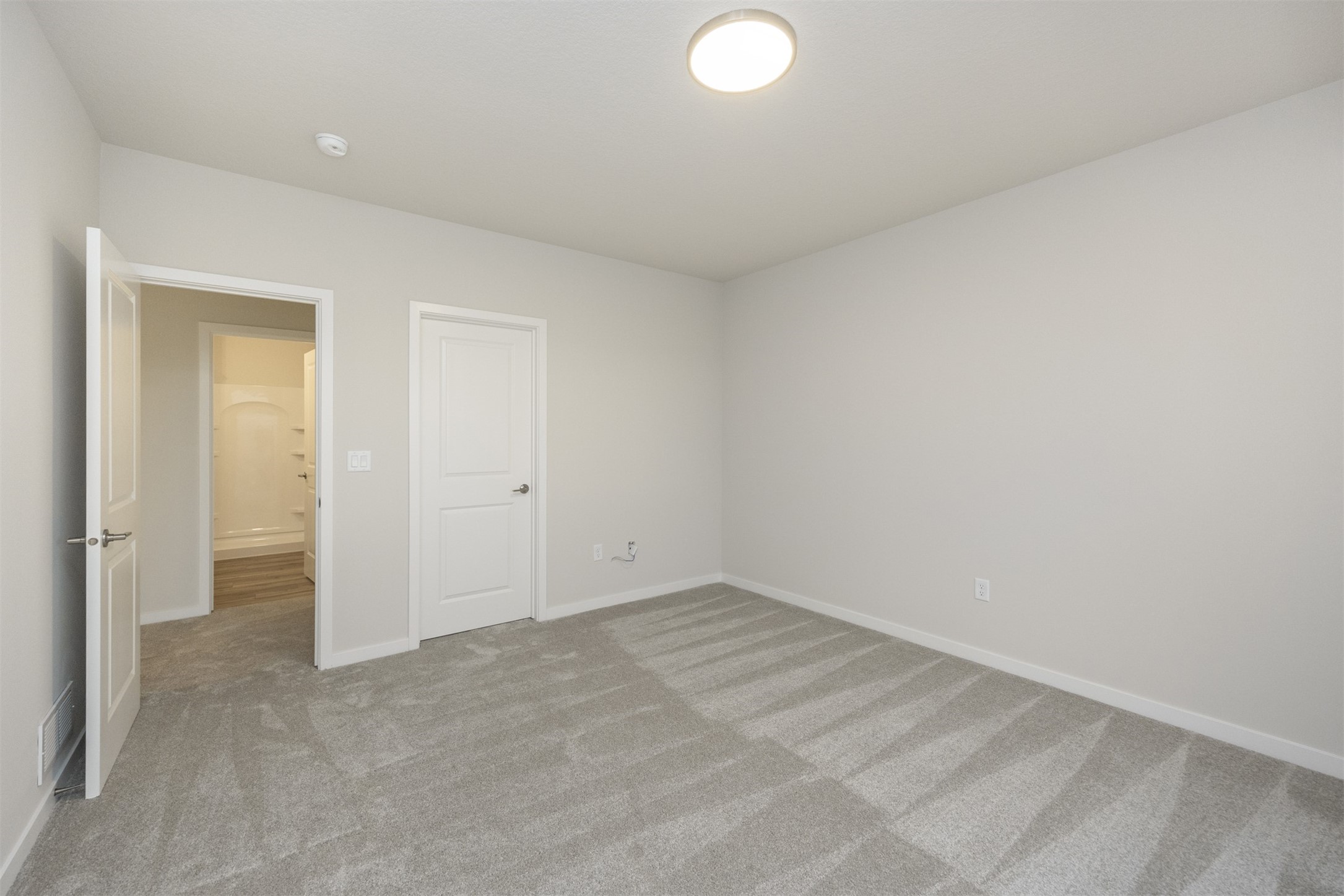 9042 Mockingbird Drive, West Des Moines, Iowa image 28