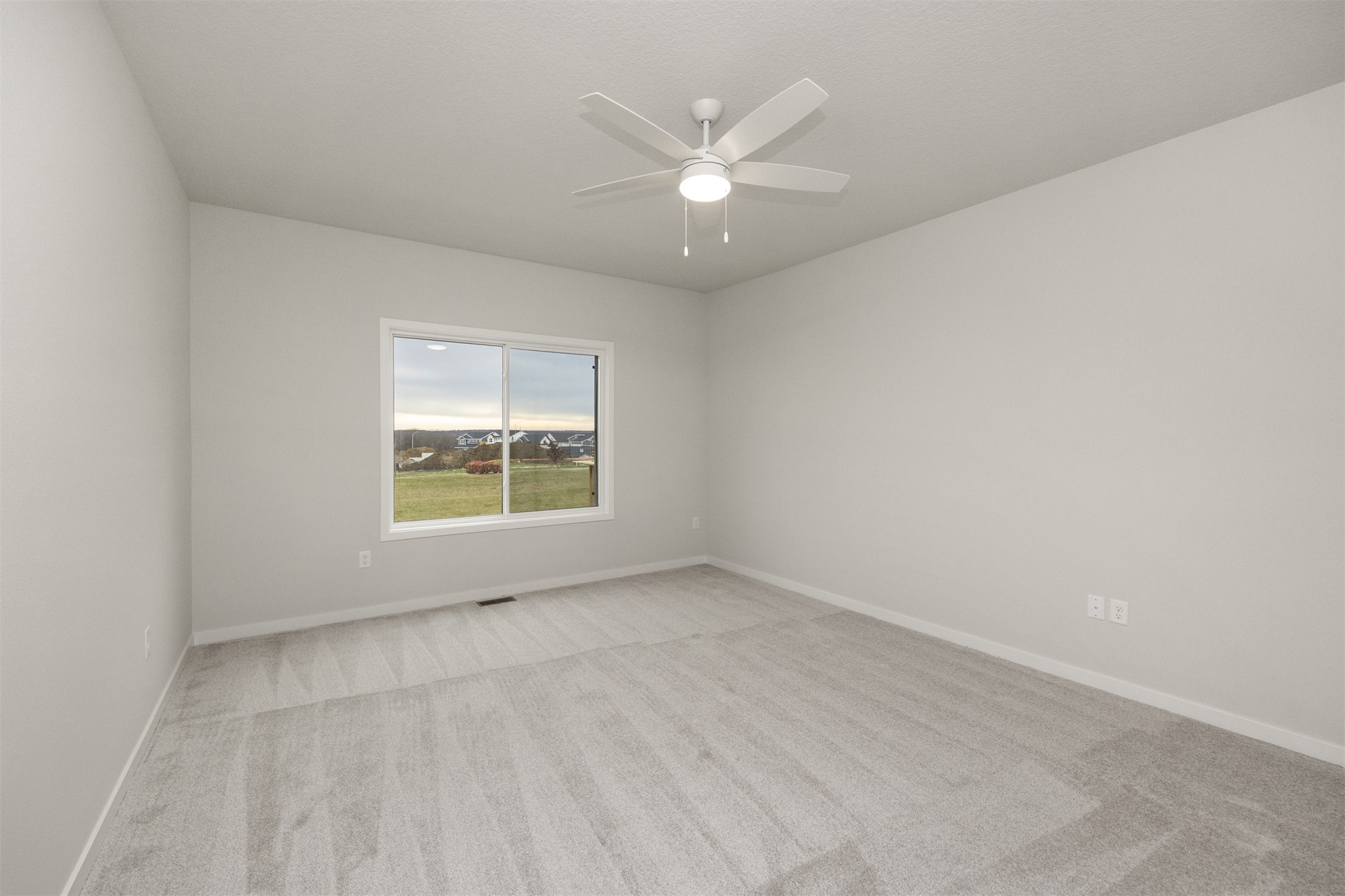 9042 Mockingbird Drive, West Des Moines, Iowa image 14