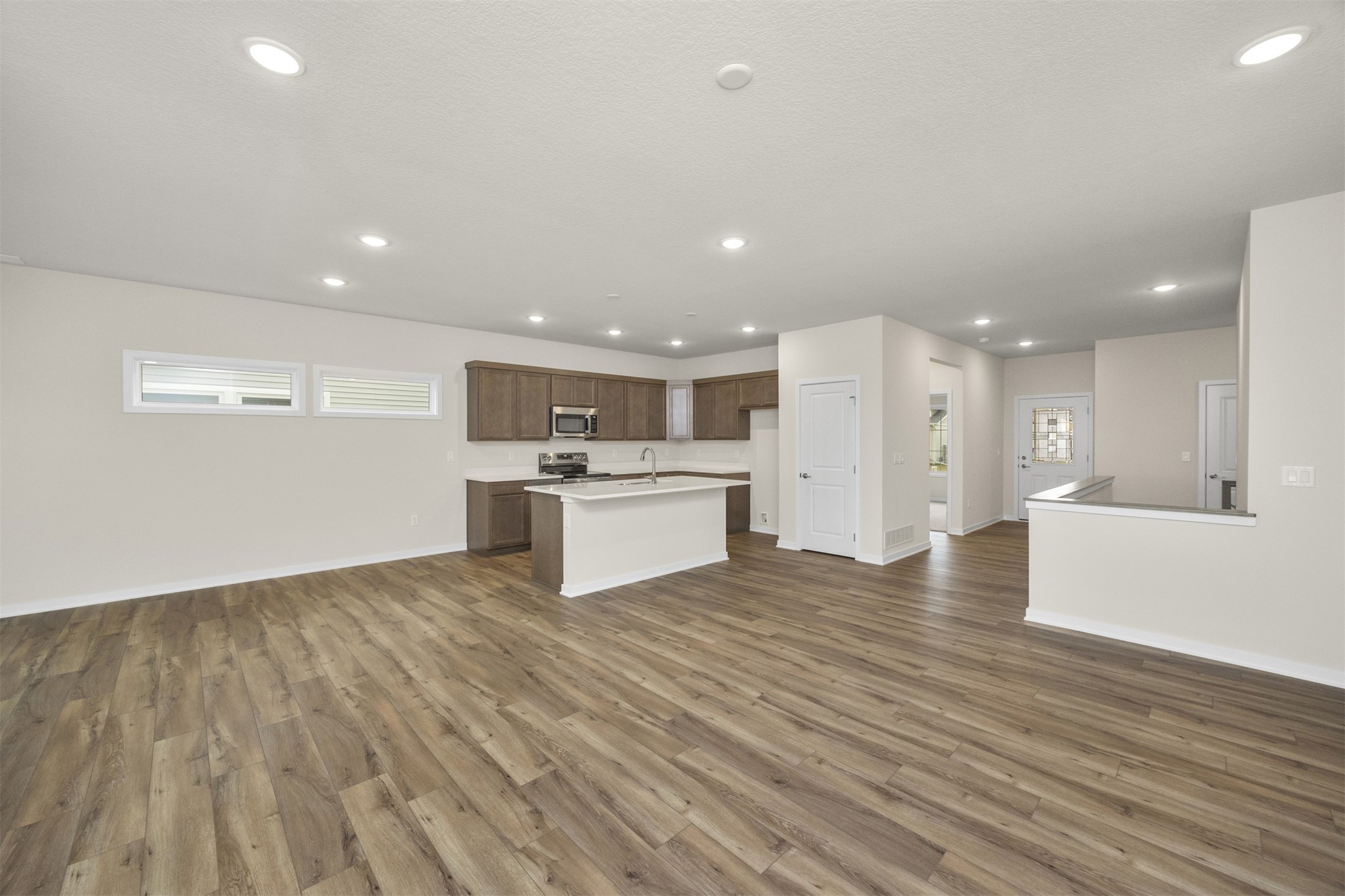 9042 Mockingbird Drive, West Des Moines, Iowa image 7