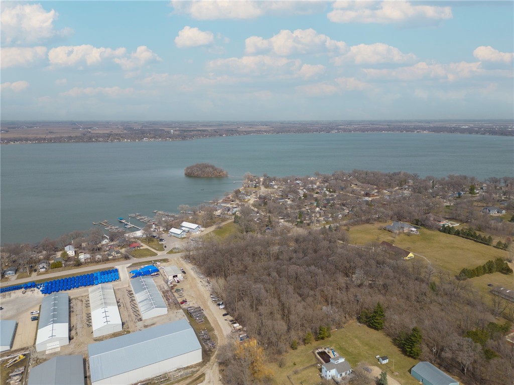 S Shore Drive, Clear Lake, Iowa image 4