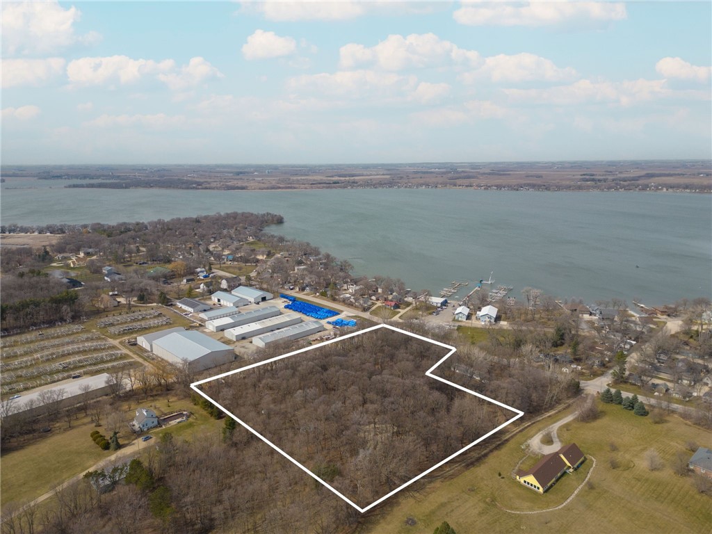 S Shore Drive, Clear Lake, Iowa image 1