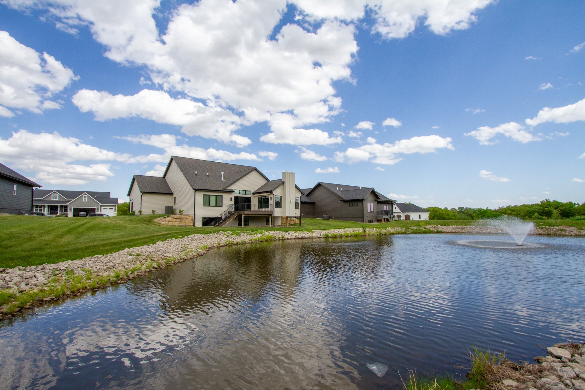 225 Aspen Circle, Pella, Iowa image 33