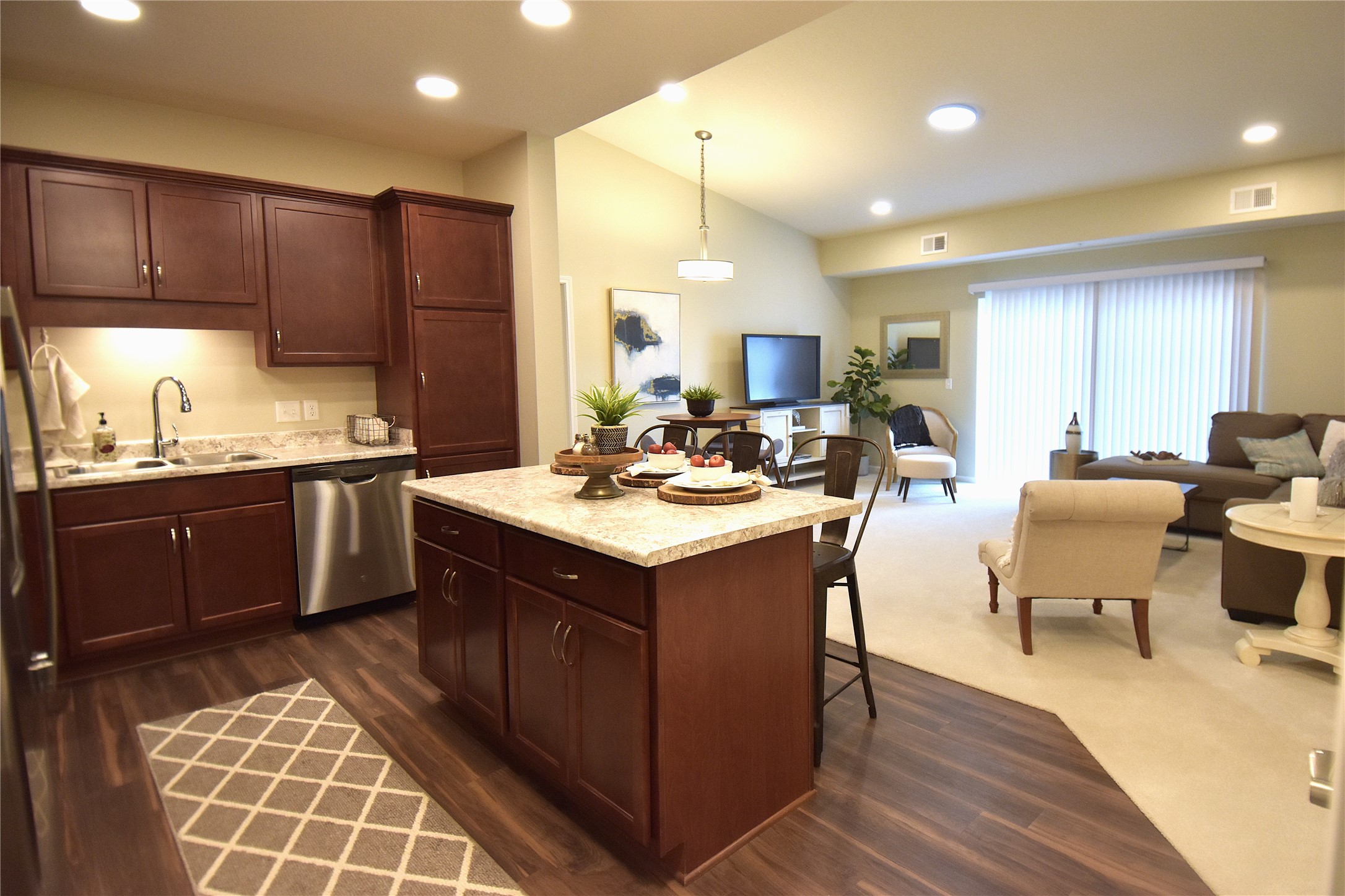 1427 34th Avenue SW 210