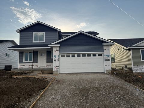 Homes For Sale - 530 NW Rockwood Lane<br/> Grimes, IA 50111