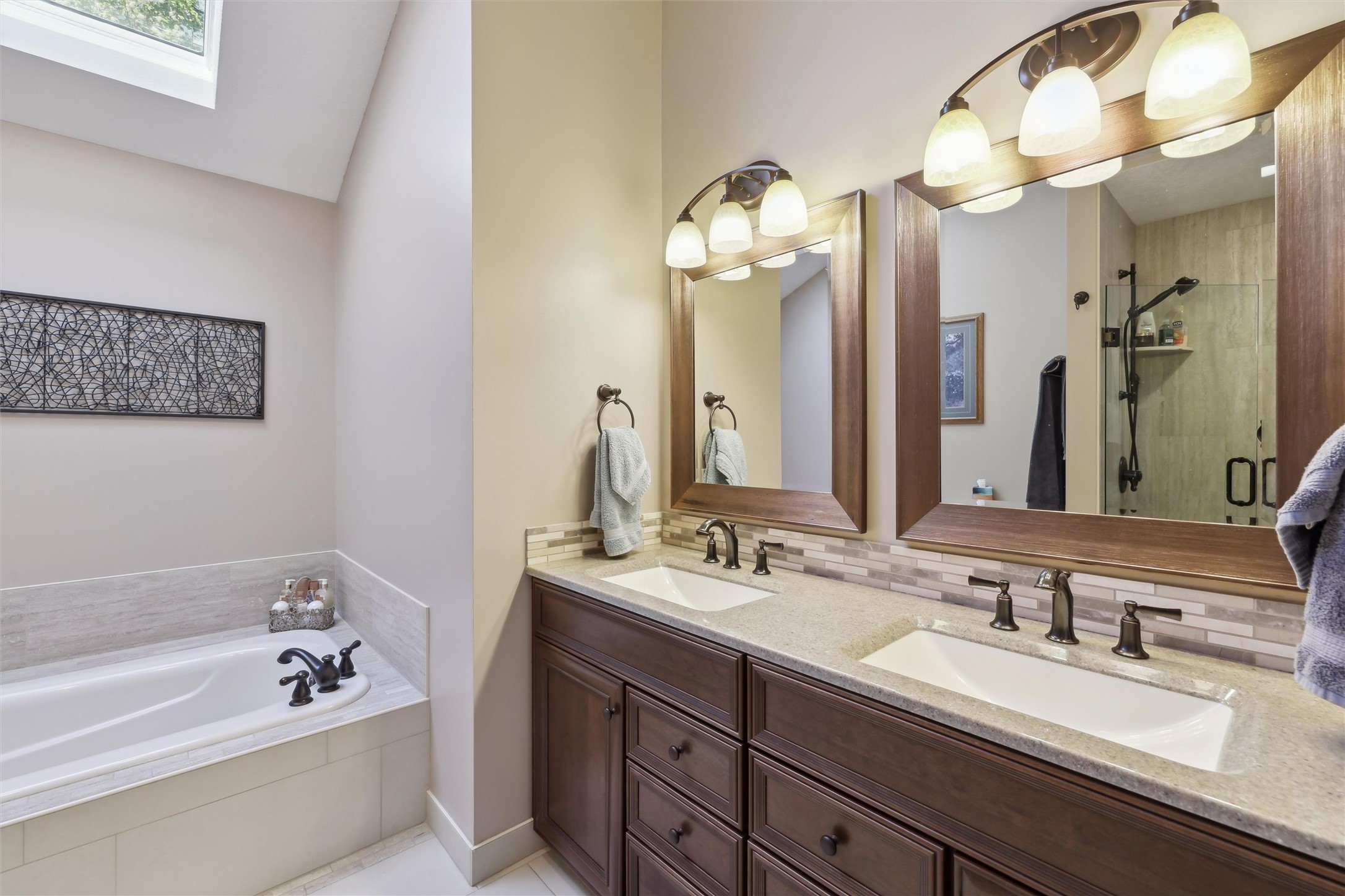 409 Stone Circle, West Des Moines, Iowa image 26