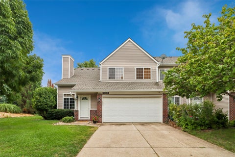 Condo For Sale - 7425 Wistful Vista Drive #305<br/> West Des Moines, IA 50266