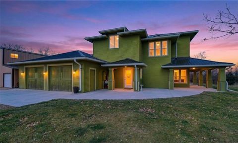 Vacant Land For Sale - 21276 190th Avenue<br/> Lacona, IA 50139