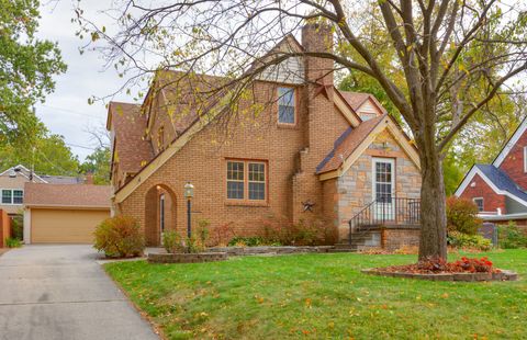 675 48th Street Des Moines IA 50312