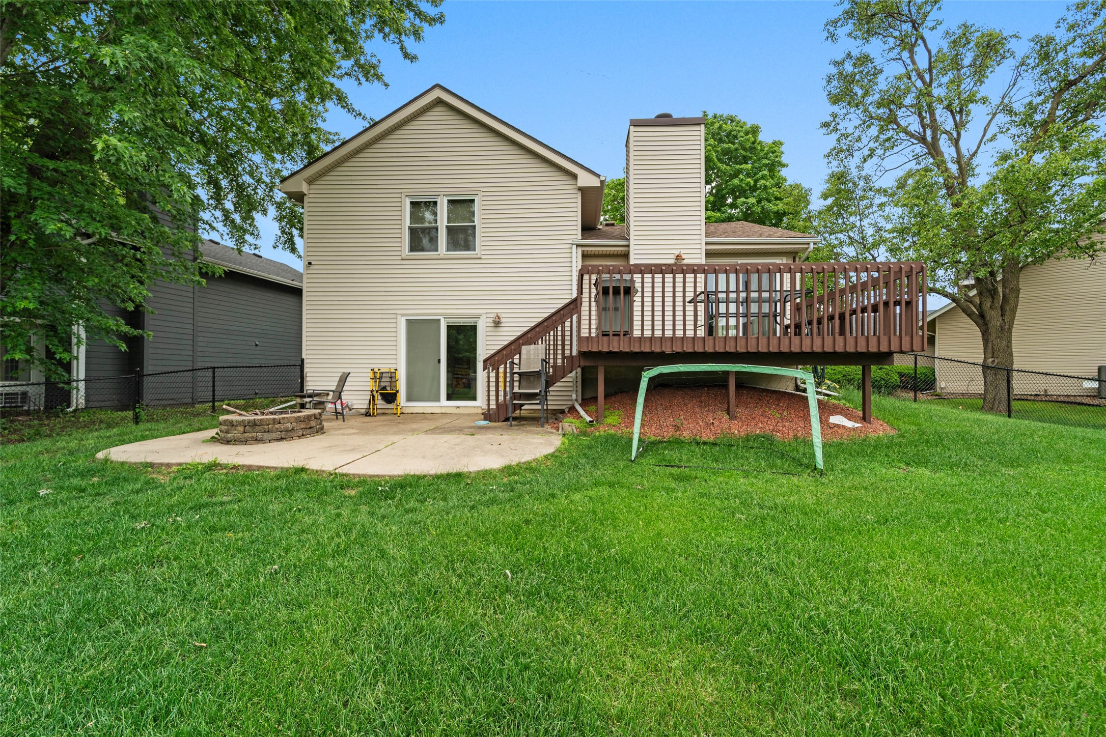 8425 Sharon Circle